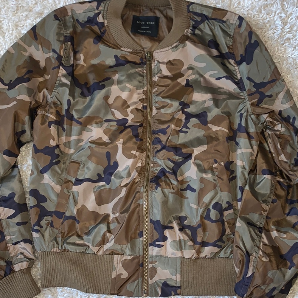Bomber jacket
